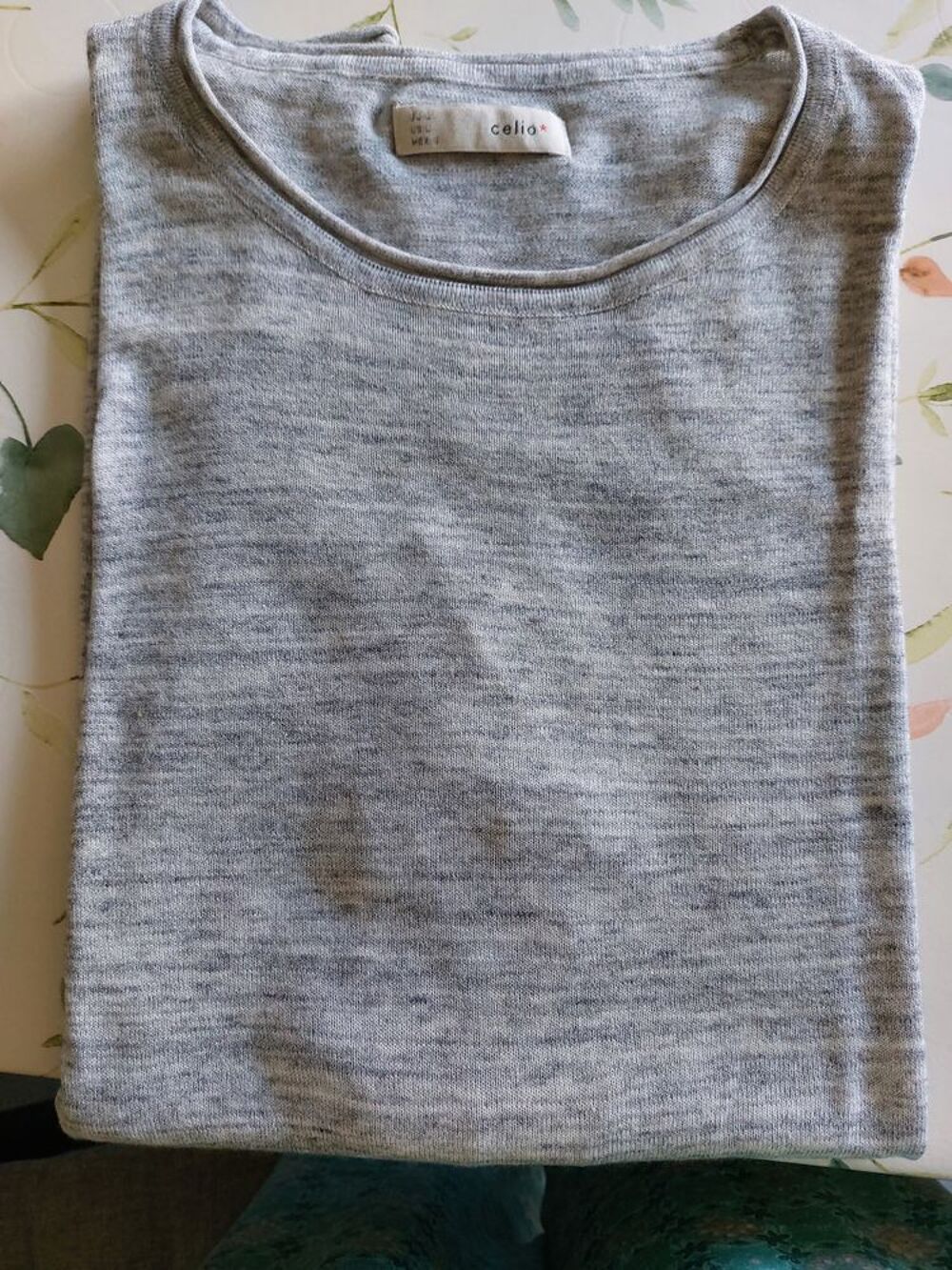 tee shirt homme
Vêtements