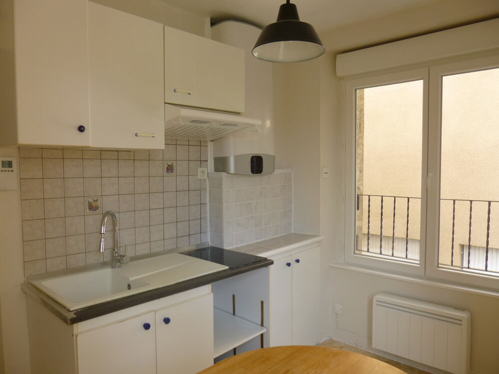 Location Appartement APPARTEMENT 3 PIECES Vals-près-le-puy