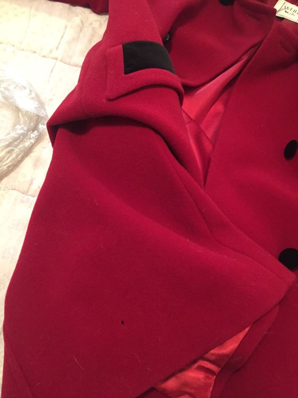 MANTEAU WEILL JAMAIS PORTE COULEUR ROUGE Vêtements