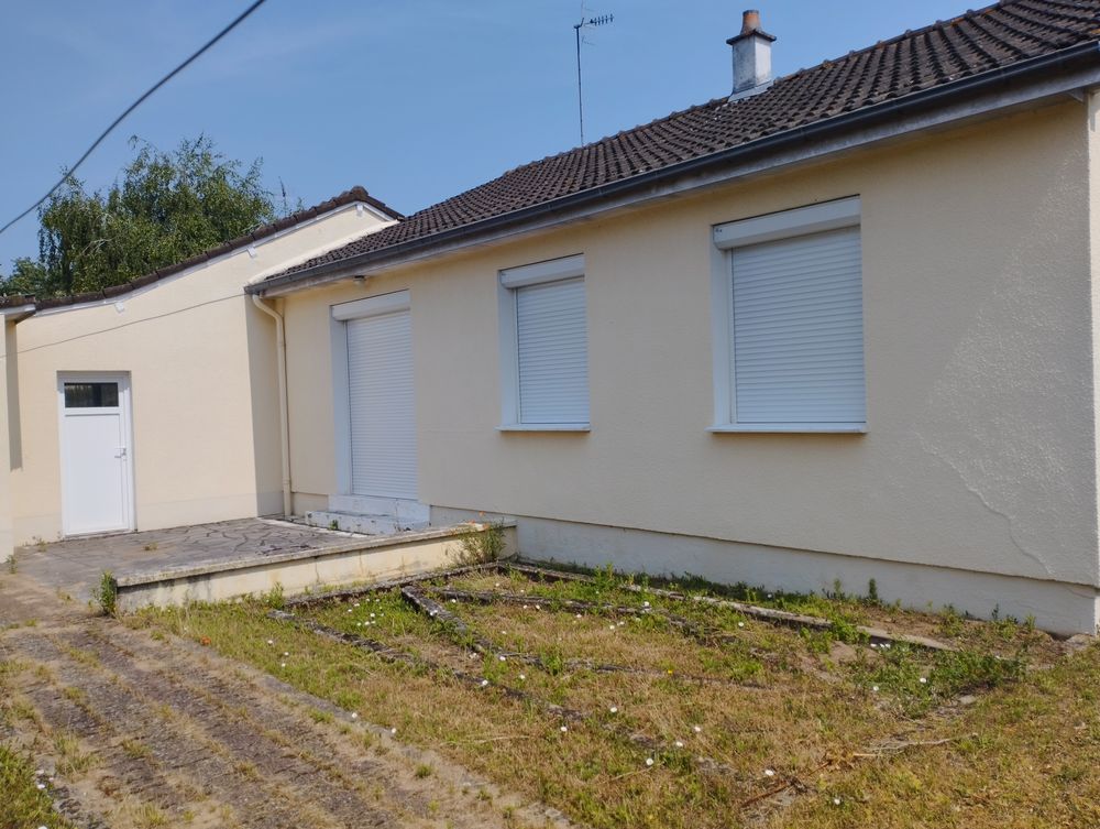 Maison 4 pièces 76 m² · à Saint-Amand-Montrond · 76 m² · 115 000 €