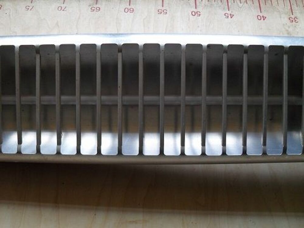 CONVECTEUR RAYONNANT 2000W Electroménager