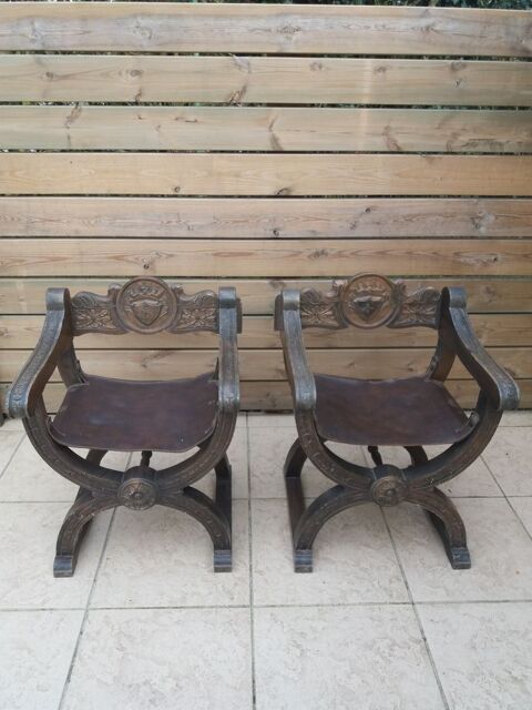 2 fauteuils dagobert assise en cuir 0 Diéval (62)