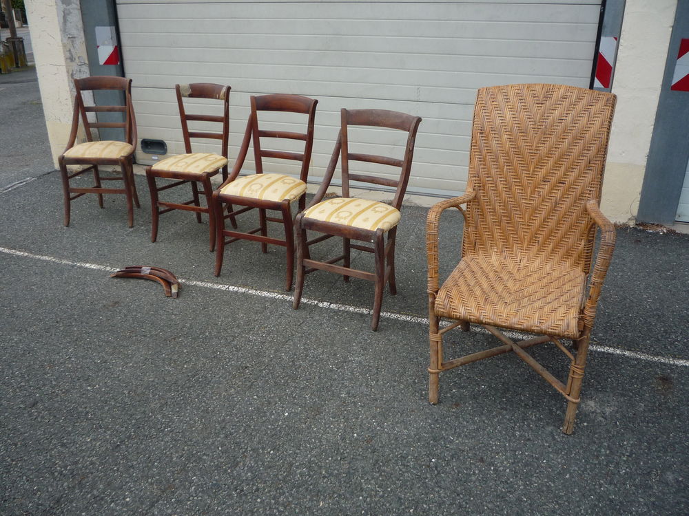 Fauteuil rotin 
Chaise ancienne Meubles