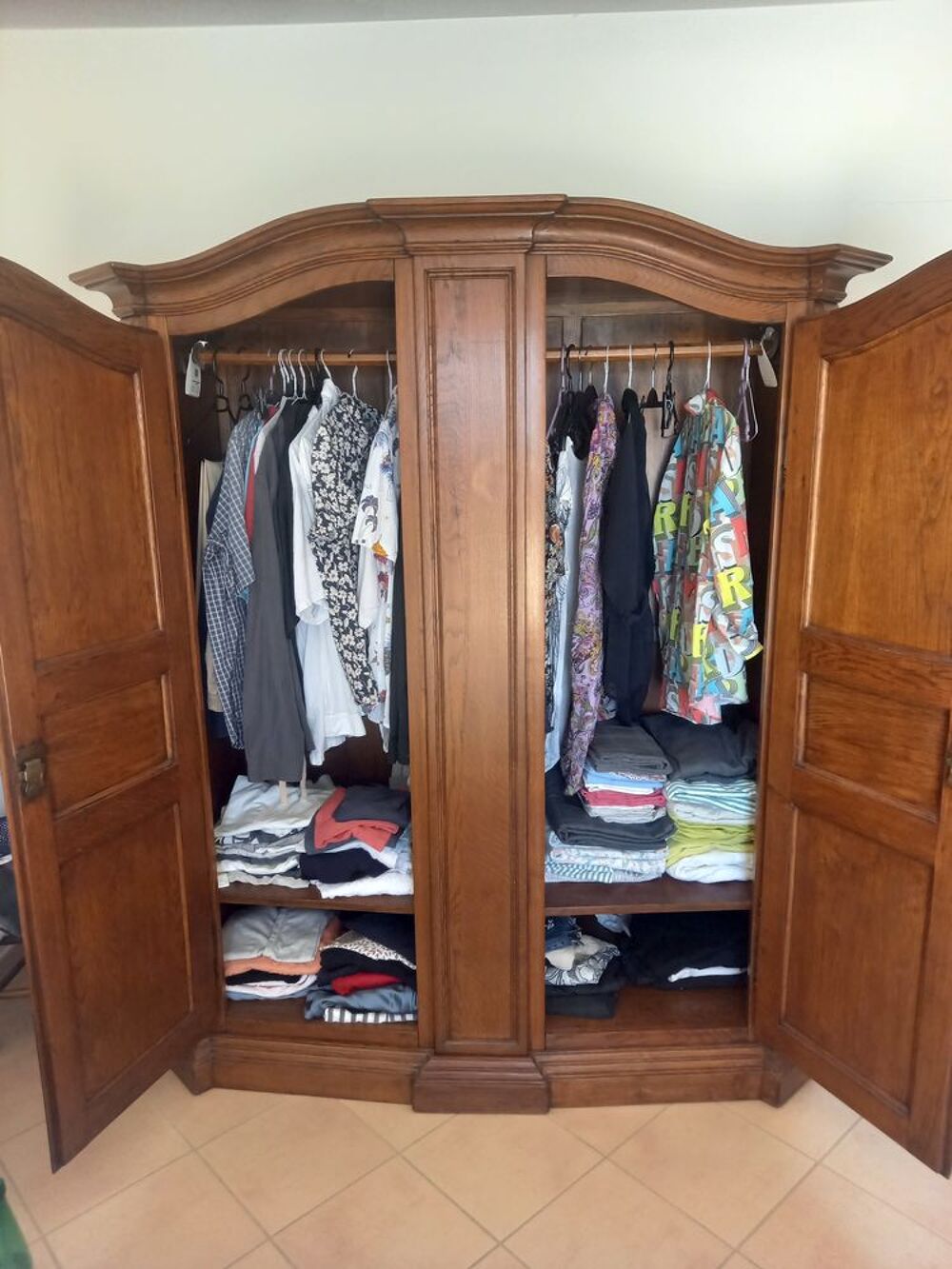 Ensemble Armoire et lit en ch&ecirc;ne massif Meubles