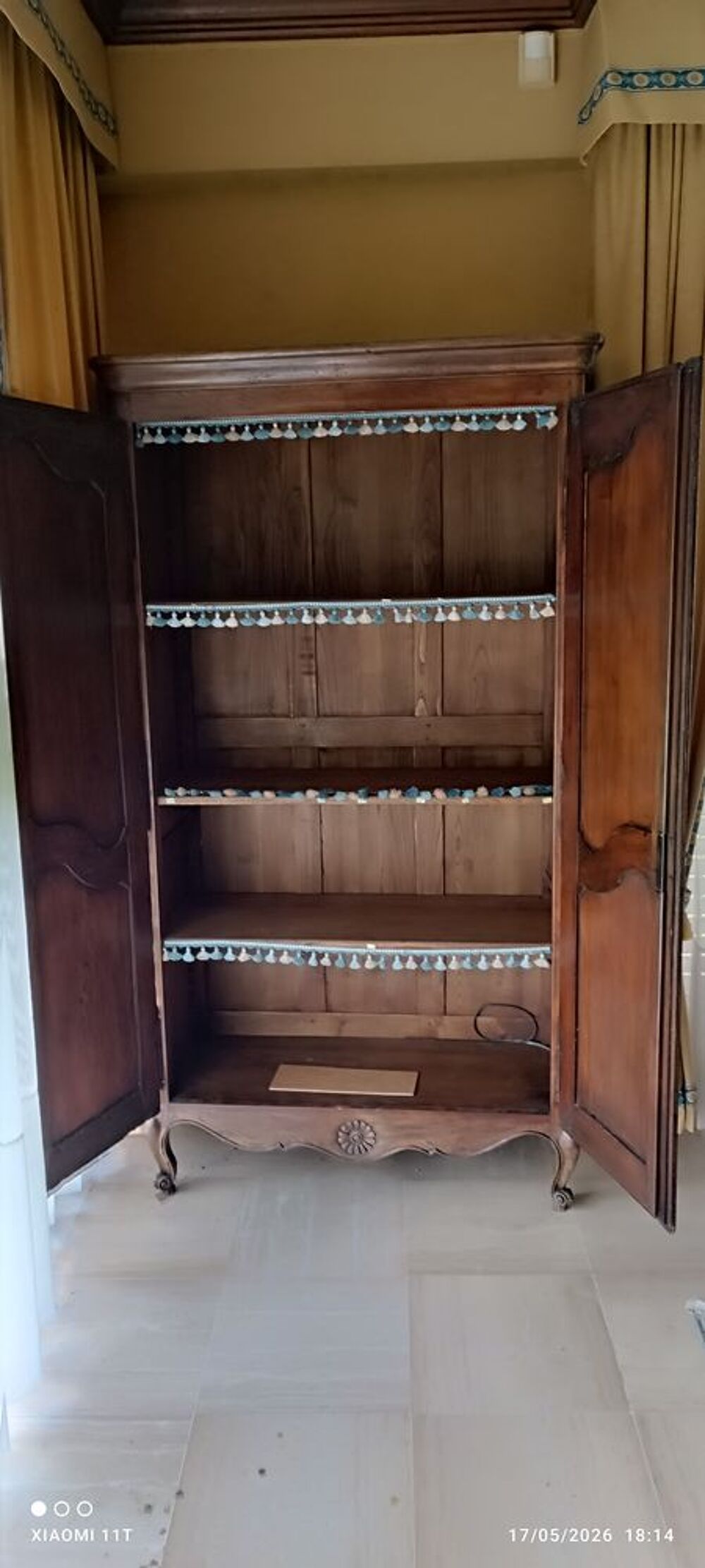 Armoire ancienne Louis XV Meubles