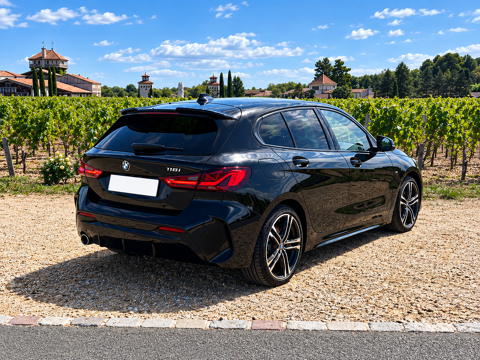 BMW S&eacute;rie 1 118i 136 ch DKG7 M Sport 2023 occasion Bordeaux 33000