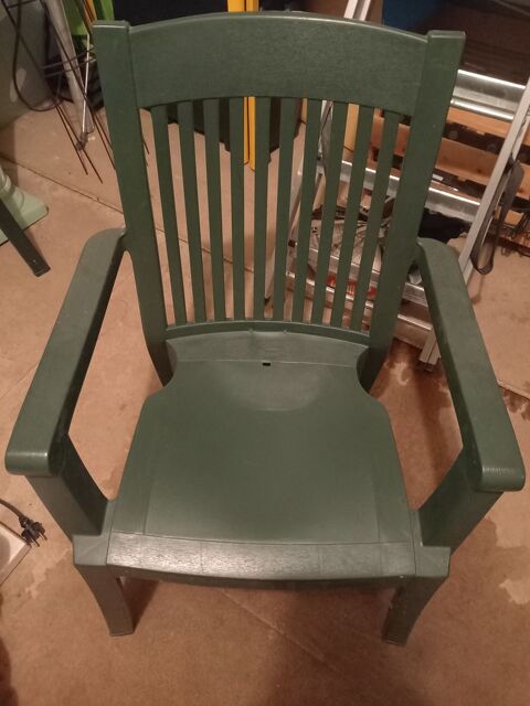 8 fauteuils de jardin 80 Bourges (18)