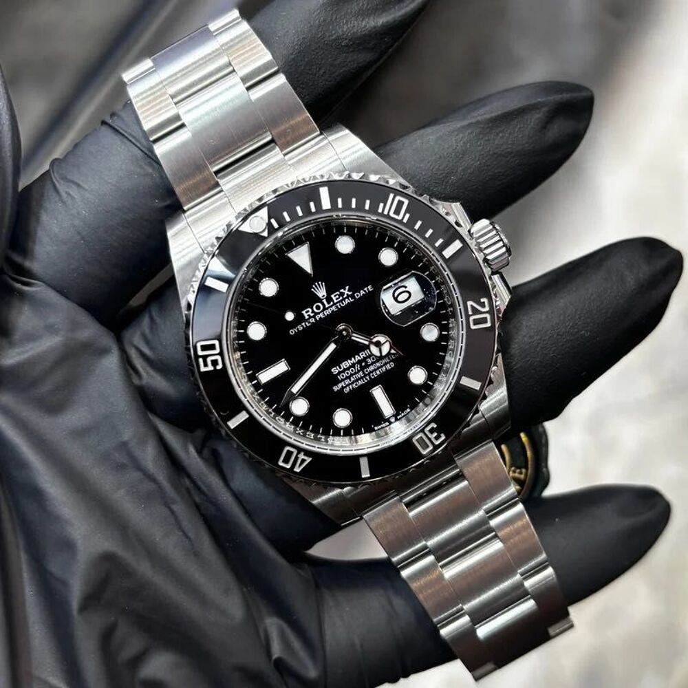 Rolex Submariner sur Palais de Justice, Toulouse 
