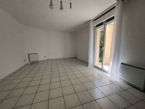  Appartement  louer 3 pices 64 m Nimes
