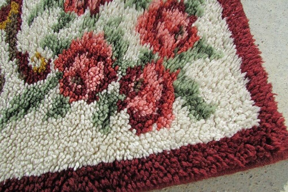 Tapis romantique blanc et bordeaux, 190 x 150 cm Décoration