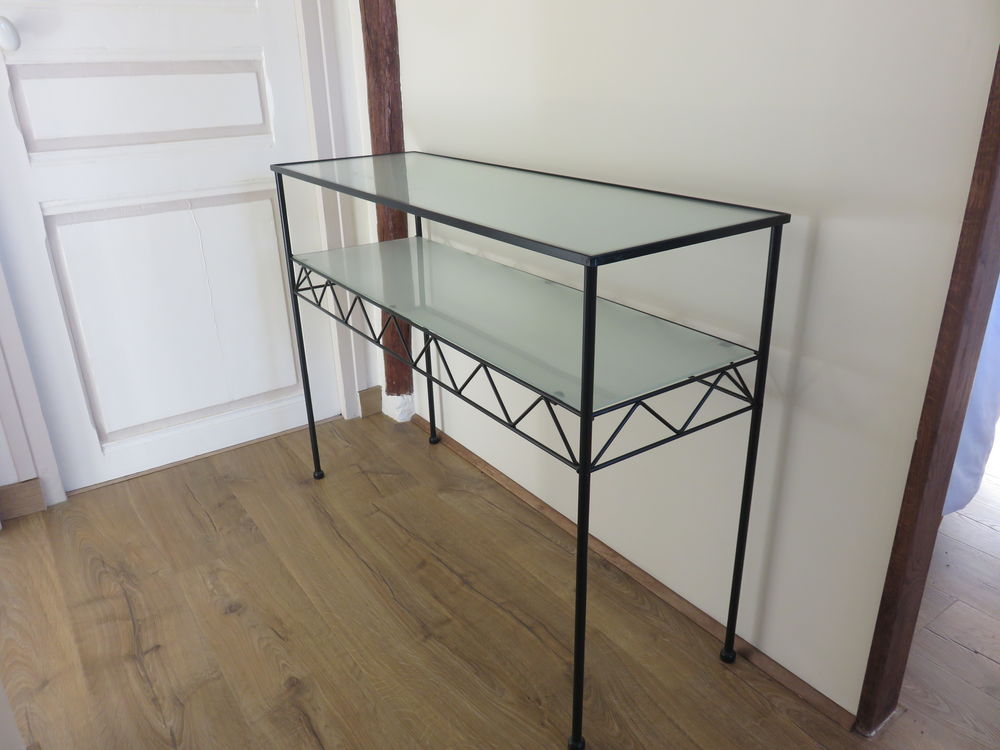 Console m&eacute;tal verni et verre d&eacute;poli Meubles