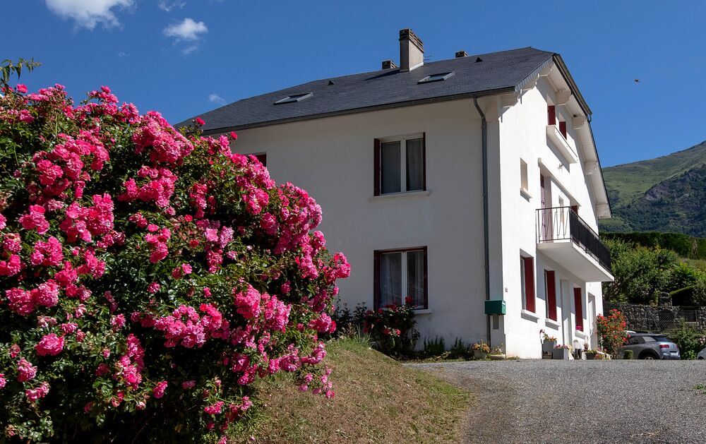   BELLEVUE    APPARTEMENT   T 3      WIFI  JARDIN Midi-Pyrénées, Sazos (65120)
