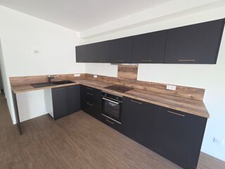  Appartement à louer 4 pièces 113 m²