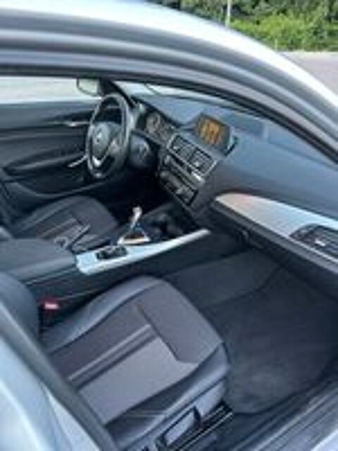 S&eacute;rie 1 BMW S&Eacute;RIE 1 F20 LCI 120D xDrive 190 CH LOUNGE BVA8 ? GARANTIE ? 1&egrave;re MAIN ? SUIVI BMW 2016 occasion 38300 Bourgoin-Jallieu