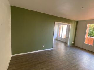  Appartement à louer 3 pièces 55 m²