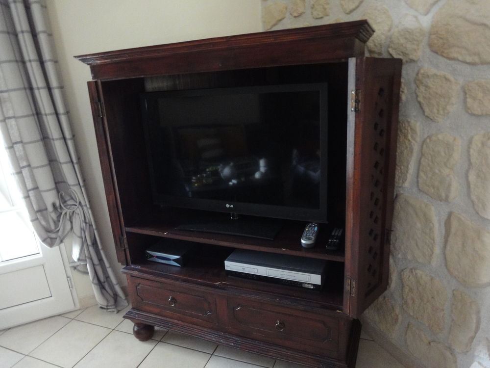 MEUBLE D'ANGLE Meubles