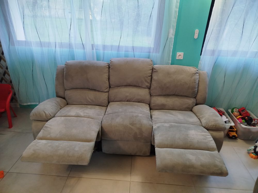 Lot canap&eacute;s ( 3 places et 2 places) Electromnager