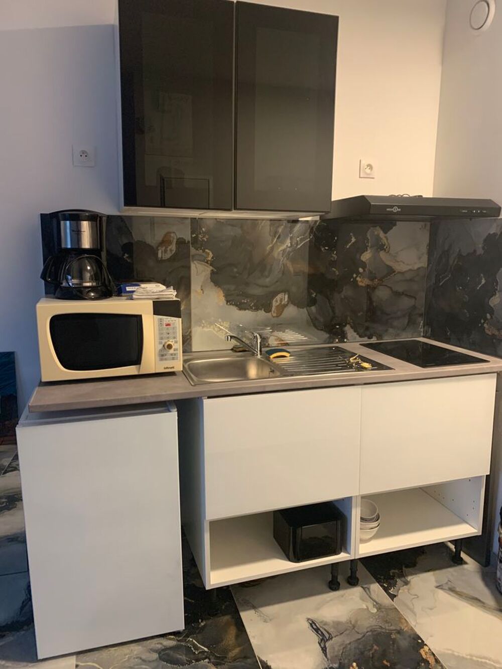 Location Appartement Proche gare studio meublé avec terrasse 790€ libre de suite Fontainebleau