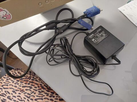 Ecran pour PC 5 Toulon (83)