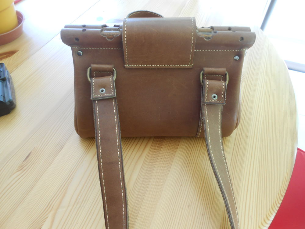 Sac &agrave; main femme Maroquinerie