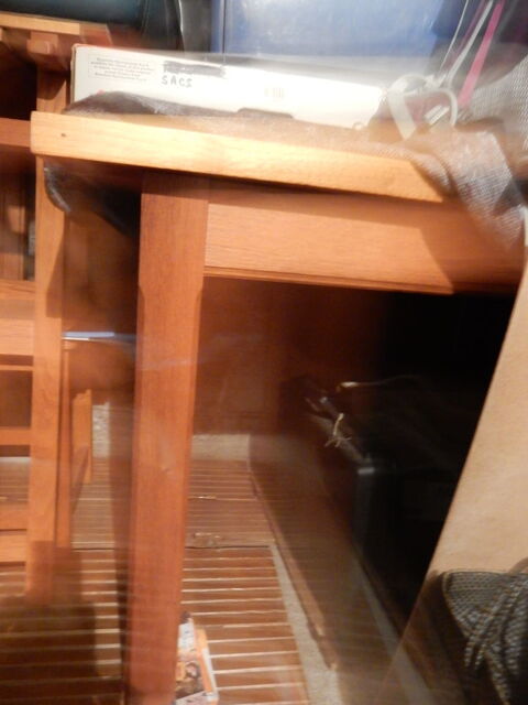 : TABLE ET 4 CHAISES 1000 Gap (05)