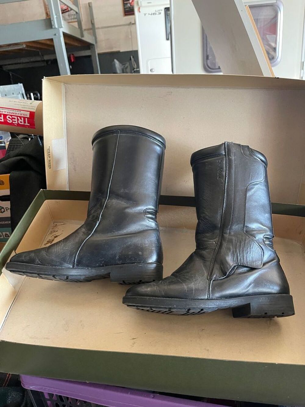 BOTTES MOTO ROUTE EN CUIR VERITABLE TAILLE 40 Chaussures