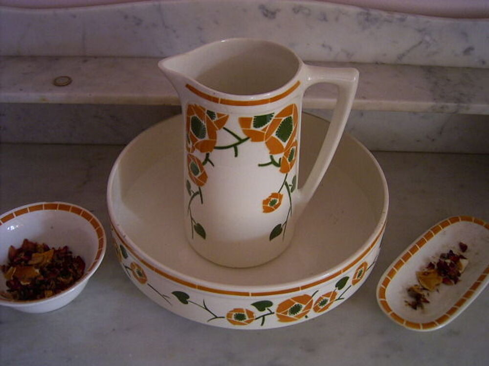 garniture de toilette vintage - Lun&eacute;ville - Lauzanne Décoration