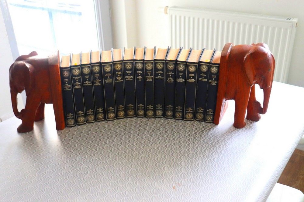 Presses livres forme &eacute;l&eacute;phants Décoration