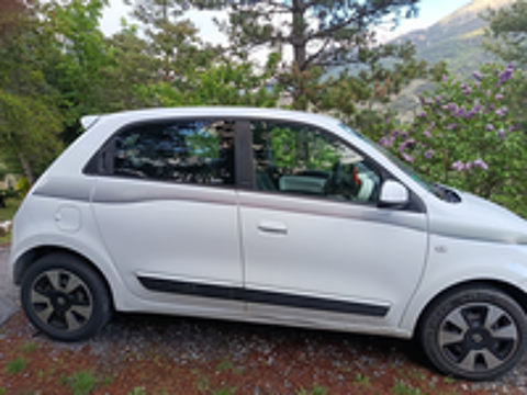 Twingo III 0.9 TCe 90 Energy Limited 2017 2017 occasion 05120 L'Argenti&egrave;re-la-Bess&eacute;e