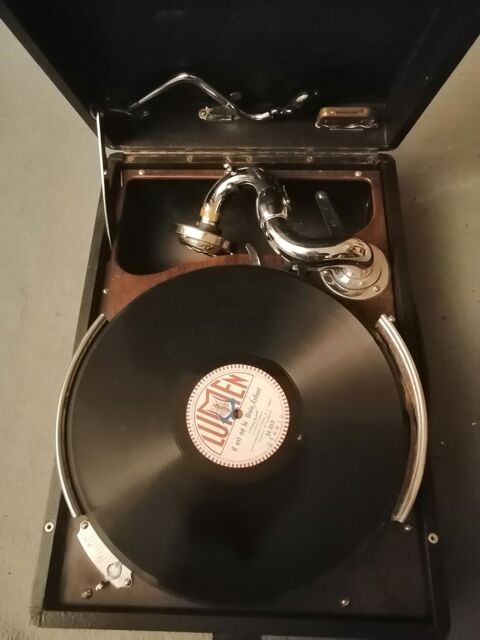 Gramophone 150 Bussy-Saint-Georges (77)