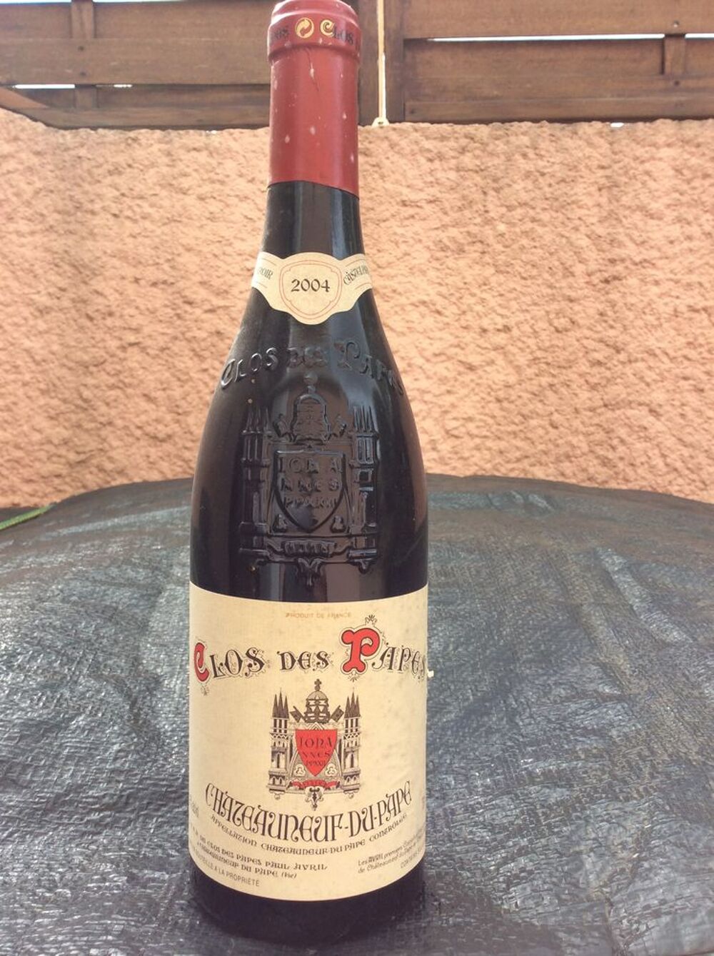 1 Bouteille de chateauneuf du Pape rouge, ann&eacute;e 2004 Cuisine