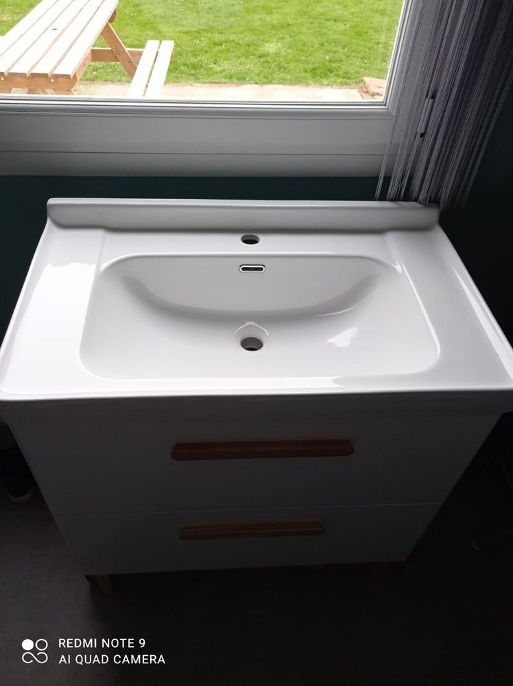 mruble de salle de bain avec vasque Meubles