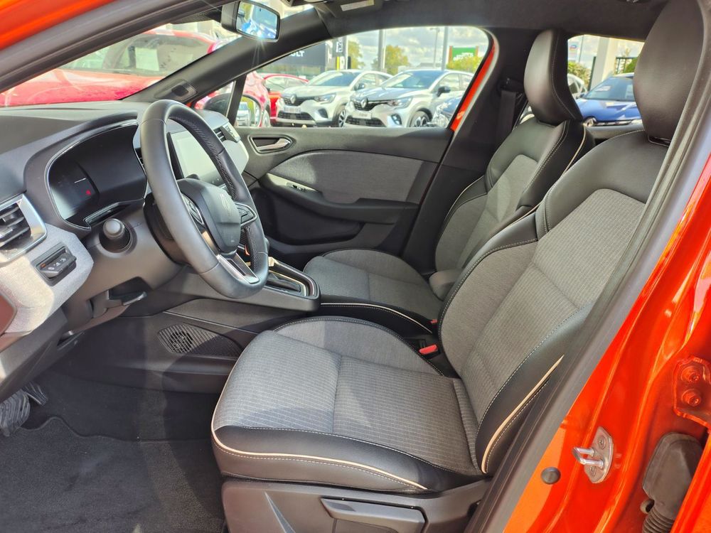 Clio V Clio E-Tech full hybrid 145 ch GSR2 Techno 2024 occasion 95520 Osny