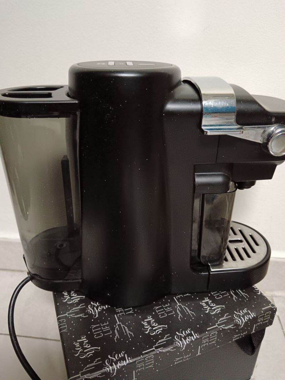 CAFETIERE A DOSETTES Electroménager