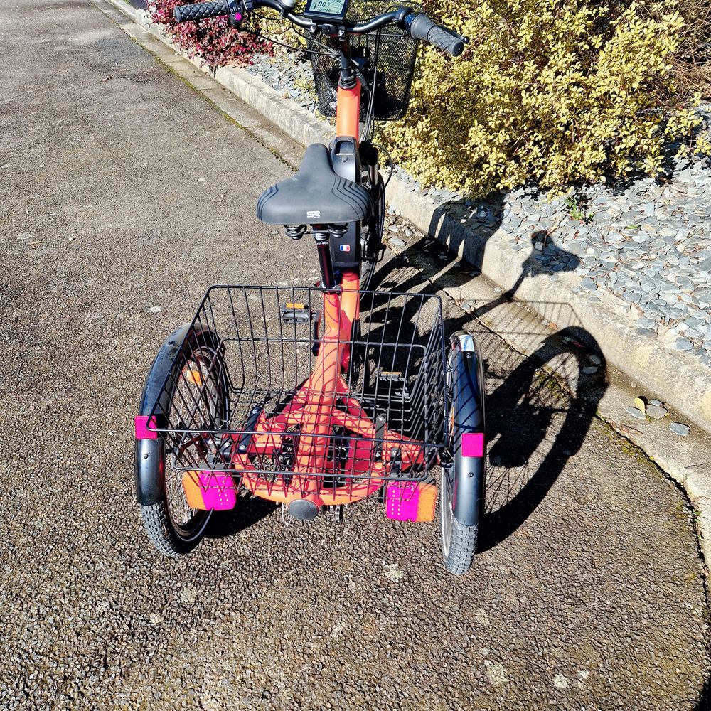 Tricycle assistance &eacute;lectrique Vlos