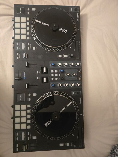 Controleur dj 880 Le Mée-sur-Seine (77)