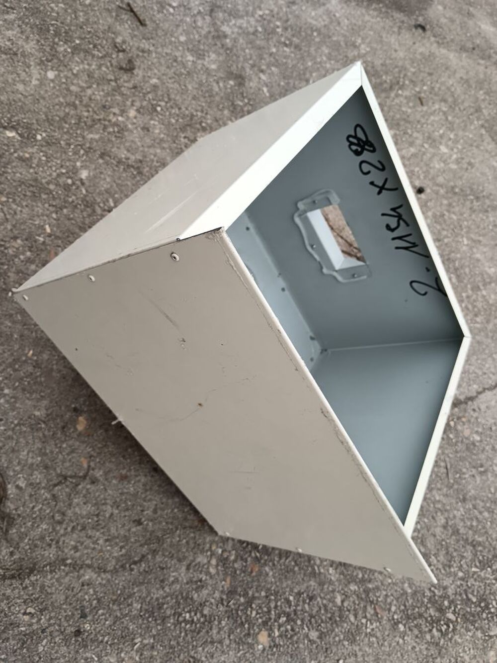 R&eacute;cuperateur d,eau en acier pour tuyau diam 90 mm ORLEANS
Bricolage