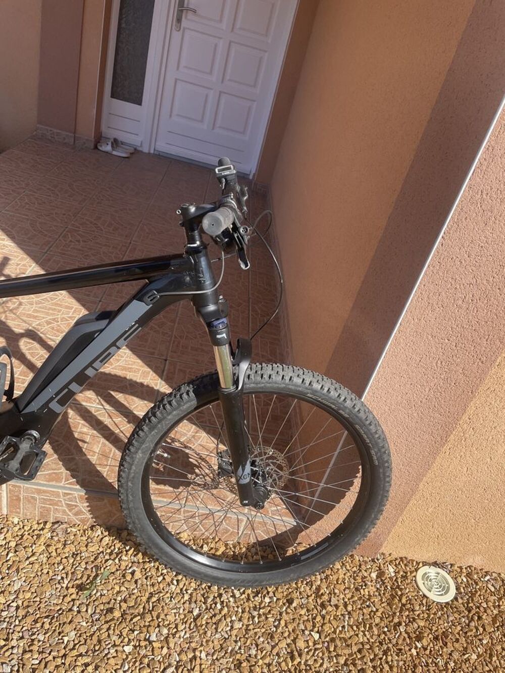 Derni&egrave;re ligne droite pour envoyer votre offre sur ce VTTE Vélos