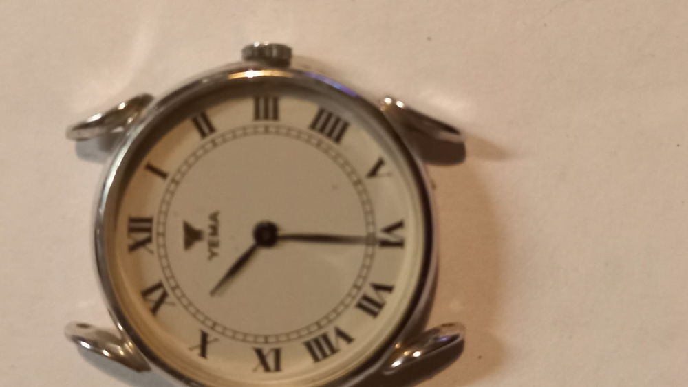 Lot montres anciennes Bijoux et montres