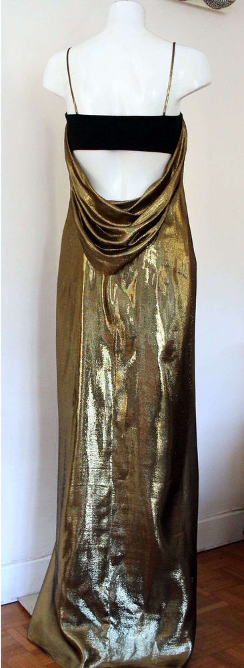 Robe longue lam&eacute; or PAULE KA T.38 Fr Vêtements