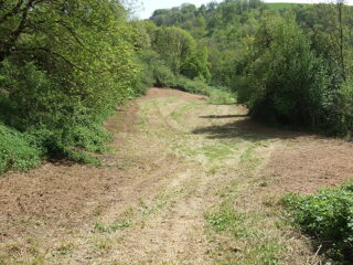  Ferme  vendre 12 pices 400 m