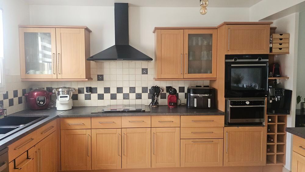 Cuisine &eacute;quip&eacute;e et bar Cuisine