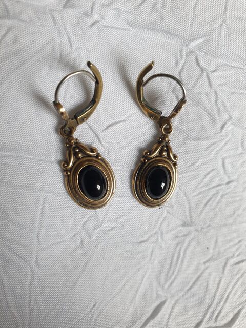 Boucles d'oreilles laiton et perle noire 9 Plaisir (78)