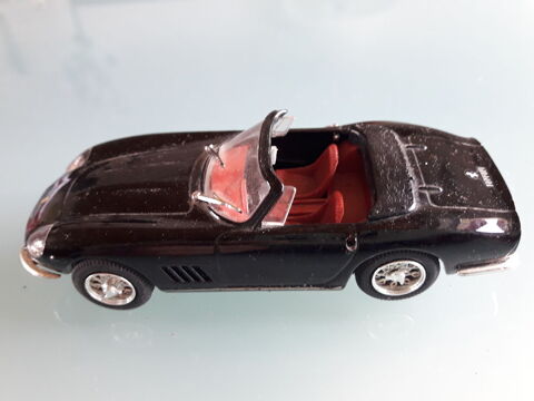 Ferrari model box made in italy1/43eme 10 Castel-Sarrazin (40)