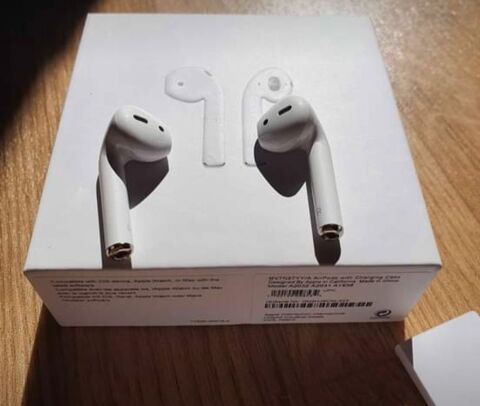 AirPods 2 2019  Apple 35 Percy (50)