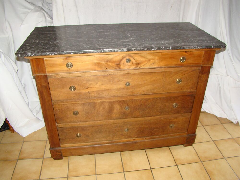 Commode Epoque Louis-Philippe ann&eacute;es 1840 Meubles