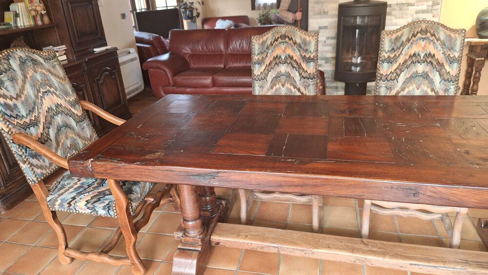 table monast&egrave;re ch&ecirc;ne XVII Meubles