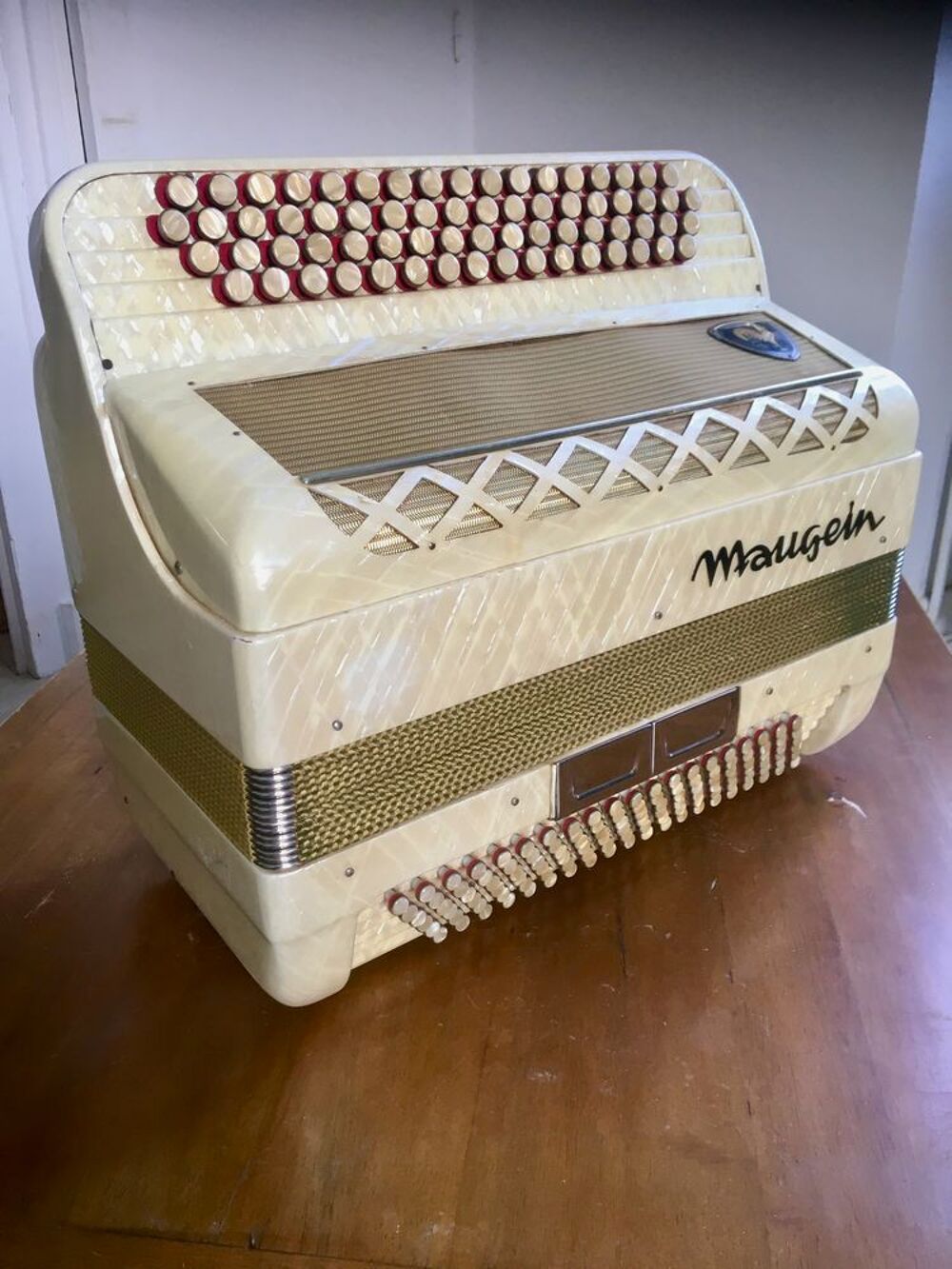 Accord&eacute;on chromatique Maugein 120 basses Instruments de musique
