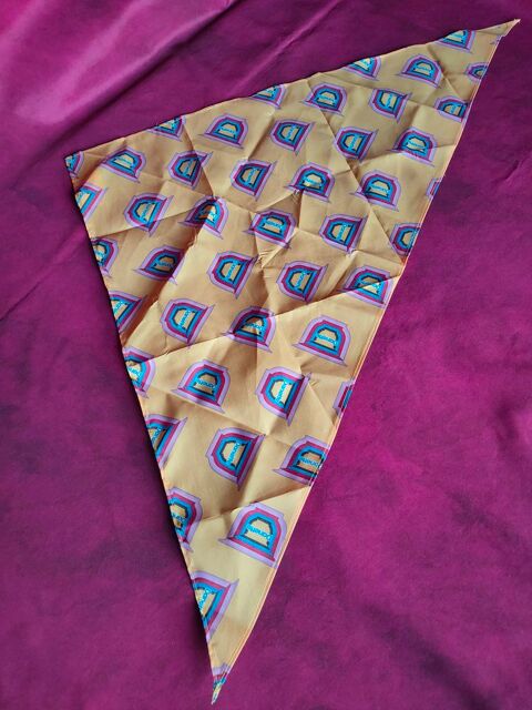 Bandana neuf danette Avermes (03)