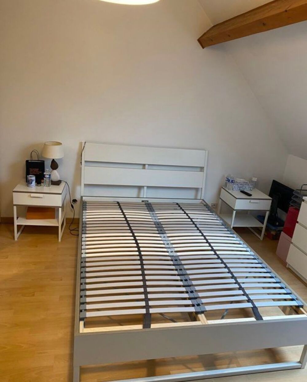 Chambre compl&egrave;te Meubles